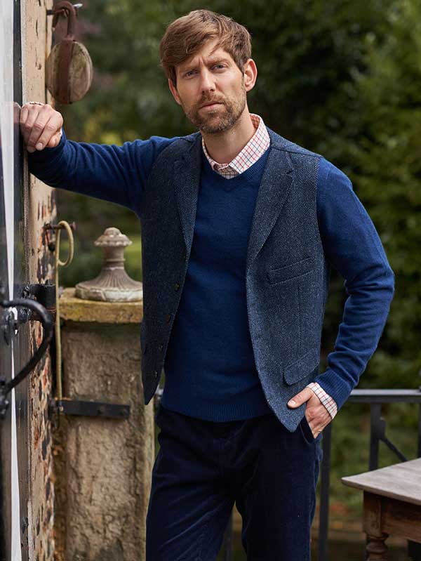 5a406ae022241d6c3c868b2ee31fd026_Harris_Tweed_Vestje_met_revers_610_3