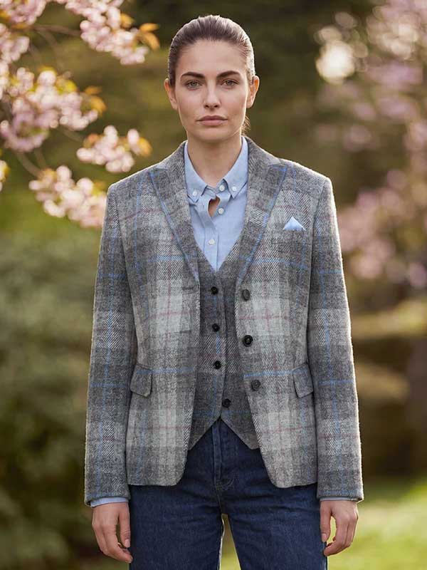 Harris_Tweed_Dames_Blazer__LadiesClub__in_Queen_Check_1
