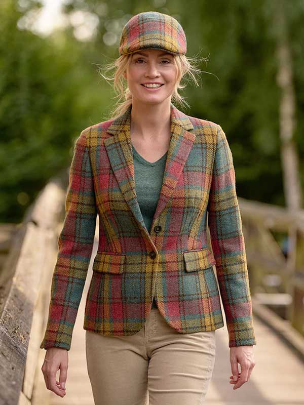 Harris_tweed_Dames_Jasje_Ami_In_Colorful_Tartan