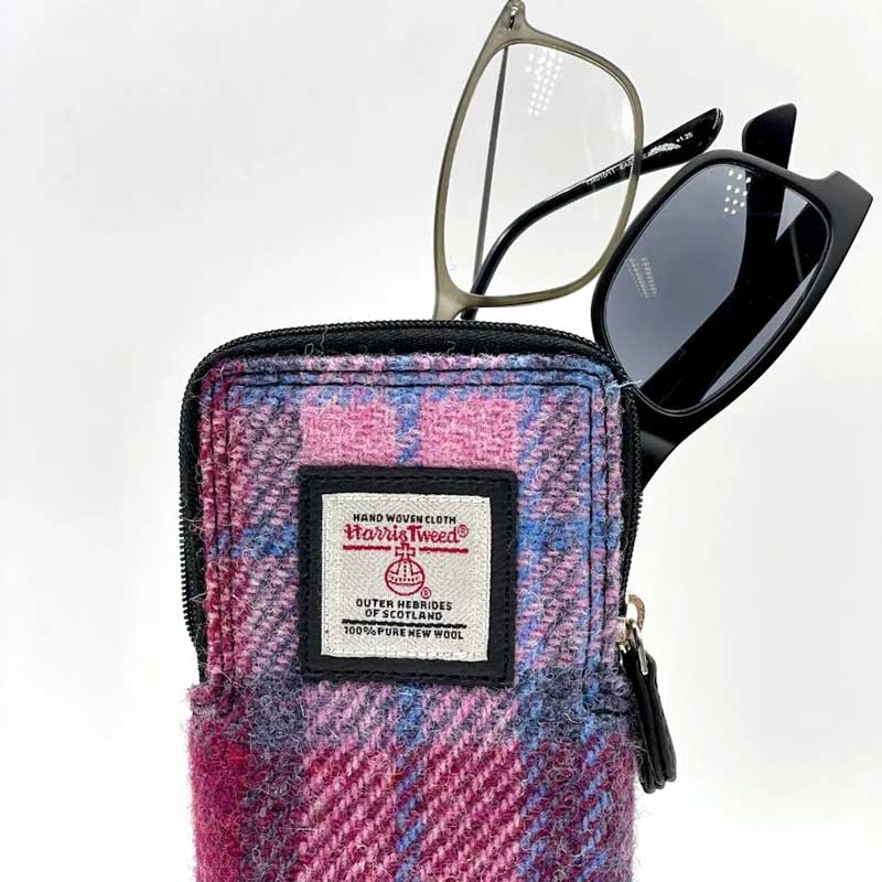 Harris_Tweed_Double_Glasses_Sleeve_in_Pastel_Pink